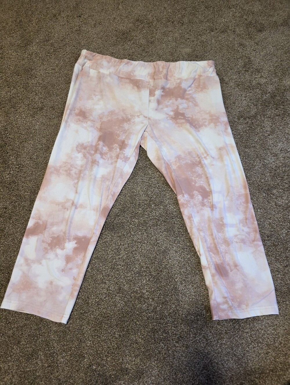 💓 3/$10 Time And Tru XXL Tie Dye Pink Patterned Capri Leggings